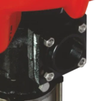 Threaded discharge outlet on the pump casing below the float
